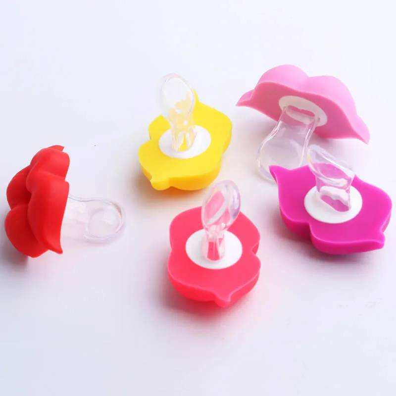 Hot Baby Pacifier Safety Food Grade Silicone Nipples for Infant Teeth Soother Lips Kiss Shape Baby Pacifiers Gift 1PCS