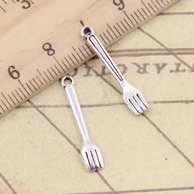 30pcs Charms Kitchen Fork 25x5mm Tibetan Bronze Silver Color Pendants Antique Jewelry Making DIY Handmade Craft