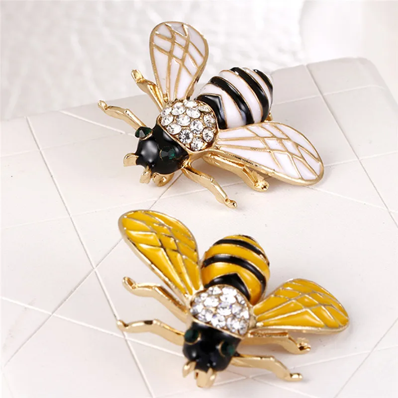 Cute Enamel Bee Brooches For Women Men Fly Insect Brooch Pins Scarf Dress Lapel Pin Suit Decorations Jewelry