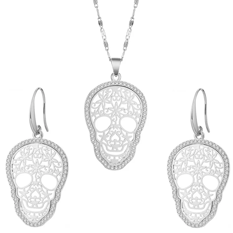 

Classic Color Crystal Skeleton Shantou Choker Necklace Set for Women Punk Style Fashion Skeleton Pendant Necklace Earring Set
