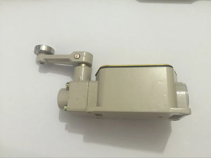 JLXK1 JLXK1-111 5A AC380V DC220V Limit Switch elevator switch Momentary