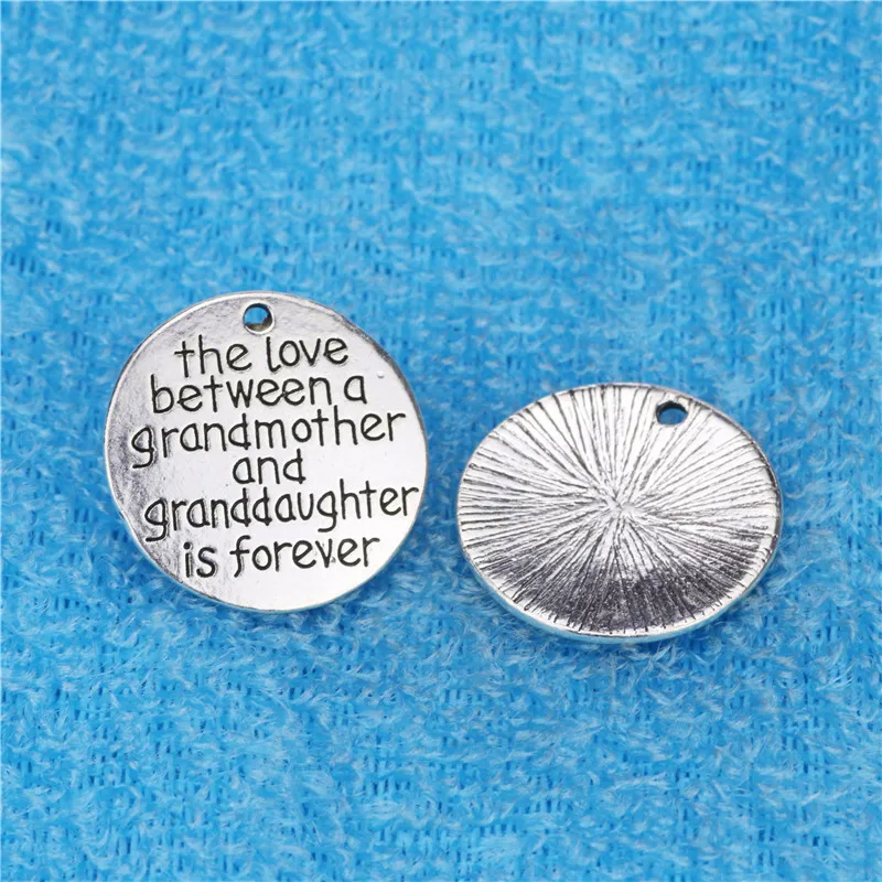 10 Pieces/Lot 25mm letter printed the love between grandmother and granddaughter is forever massage pendant charm for jewelry