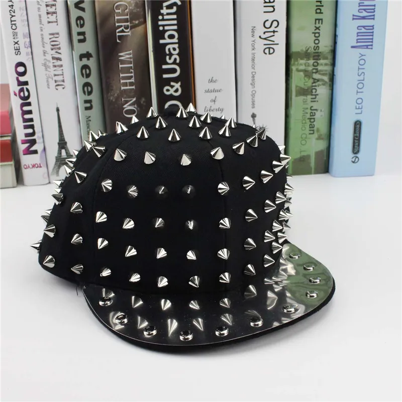 High Quality Hip Hop Caps Hats Punk Hedgehog Hat Bigbang Personality Jazz Snapback Cap Men Women Spike Studs Rivet Hat Punk Styl