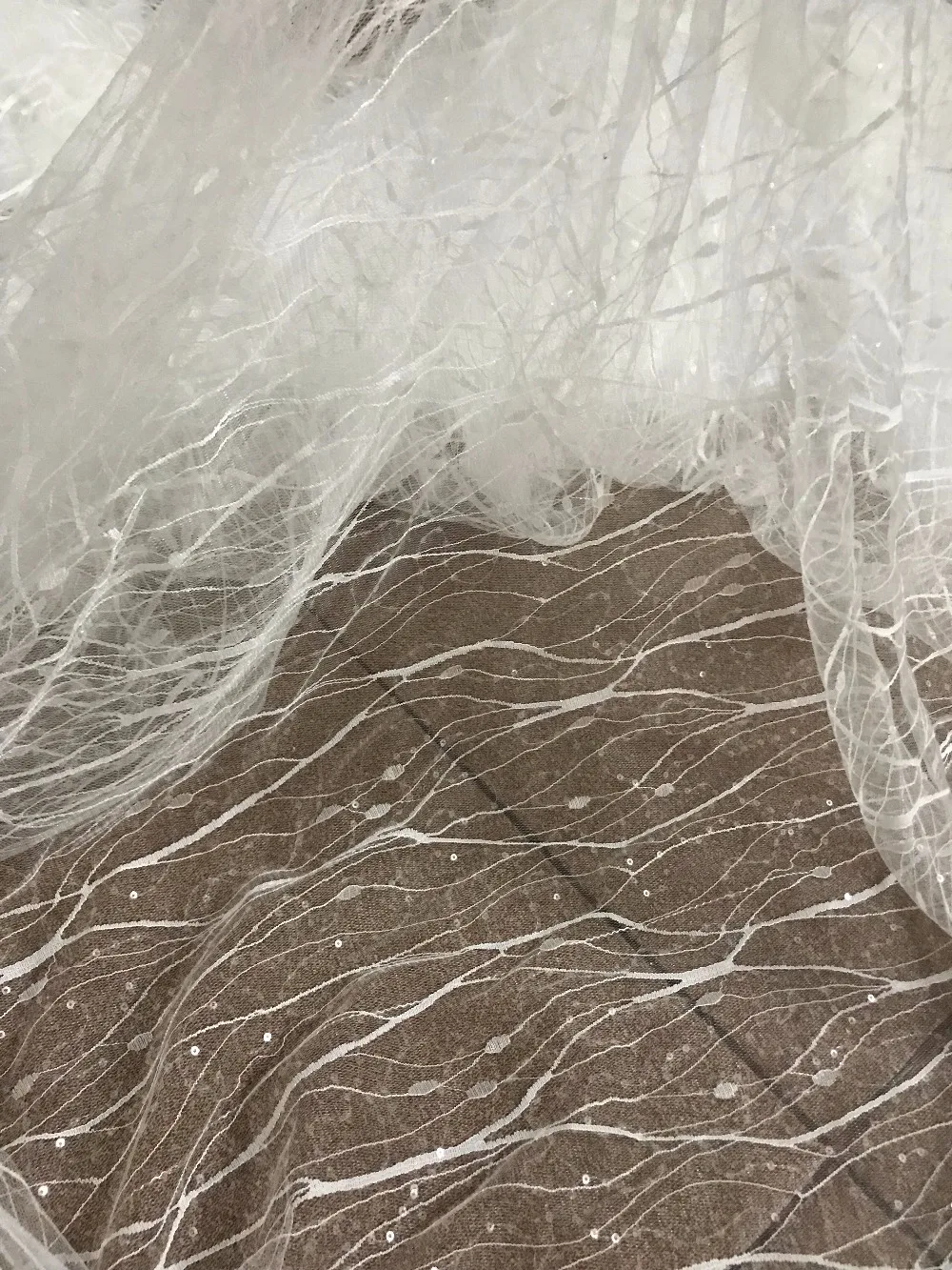 

Bridal Tulle Fabric with sequins for party dress J-42064 Latest sequins African Laces