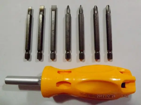 Hand tool 7 in 1 universal screwdrivers set for repairing opening NO.20640-A