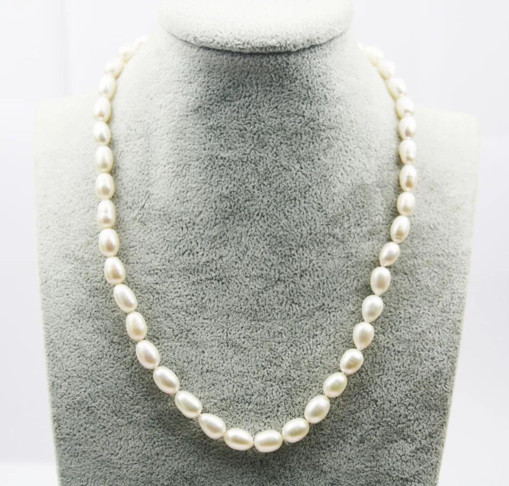 Classical Natural Freshwater Pearl Necklace 8-9mm Rice Shape Women Pearl Necklace Handmade Good Quality