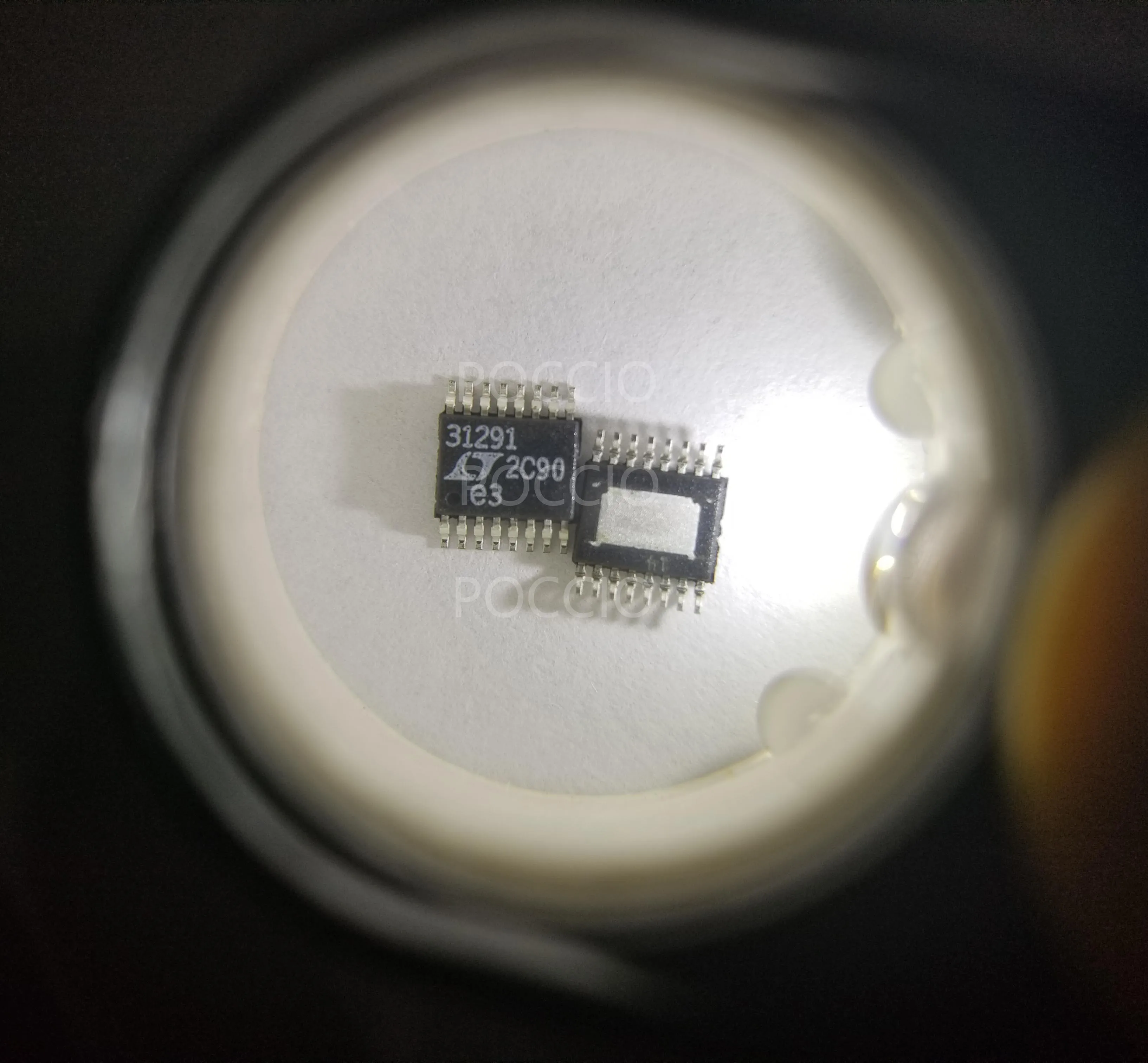 LTC3129EMSE-1 LTC3129IMSE-1 LTC3129EUD-1 LTC3129IUD-1 LTC3129 -200mA convertisseur cc/cc synchrone Buck-Boost avec 1,3uA silencieux