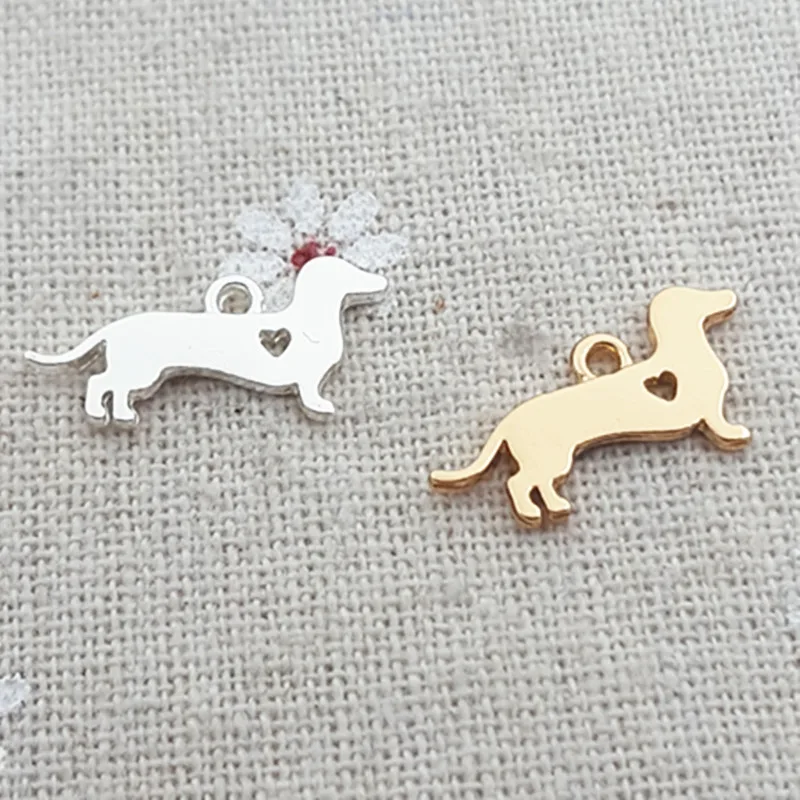 High Quality 10 Pieces/Lot 10mm*20mm Gold Color Polished Double -sided Cute Dachshund Charm Pet dog Charms Pendant