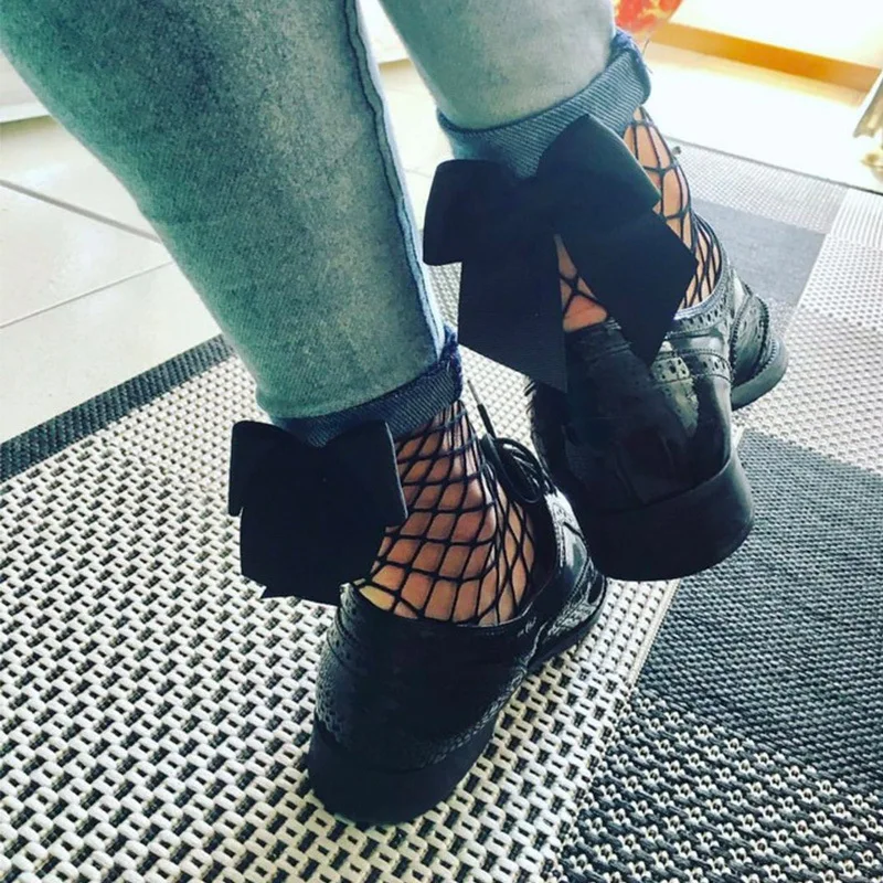 Streetwear Women\'s Harajuku Black Breathable Bow knot Fishnet Socks.Sexy Hollow out Mesh Nets Socks Ladies Girl 1pair=2pcs WS101
