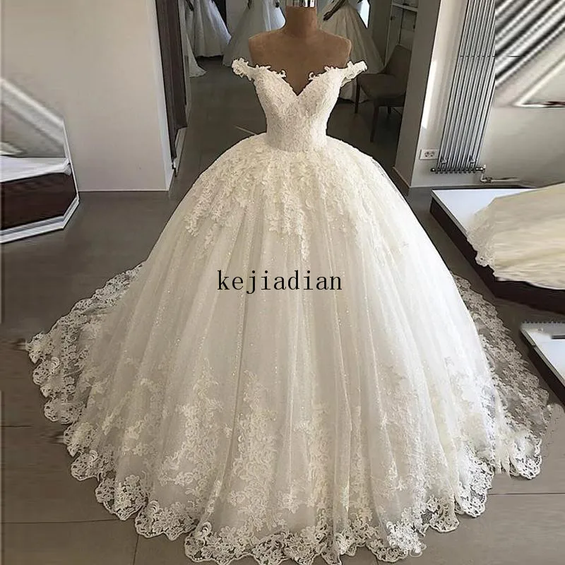 Elegante silenciado branco fora do ombro vestidos de casamento vestidos de baile botão do laço apliques vestido de noiva vestido de casamento personalizado mais tamanho