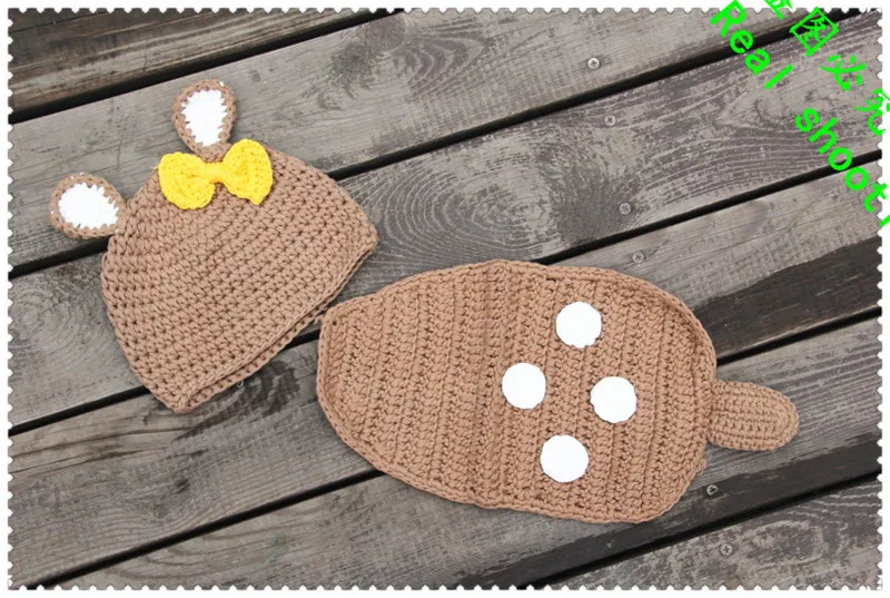 

New Arrival newborn Sika deer hat Caps , Baby cartoon deer hat with Blanket cover set , newborn crochet photo props