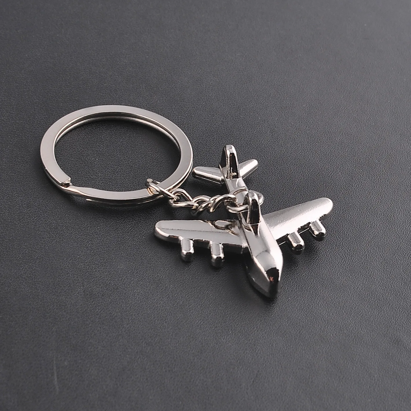 Metal Aircraft Airplane Key Chain Mini aircraft Key Ring Bag Pendant Car Keychain For men women Gift jewelry