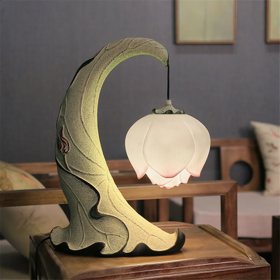 Chinese Lotus Shape Glass Table Lamps for Living Room Study Bedroom Creative Home Decor Bedside Lamp Resin Desk Light Fixture