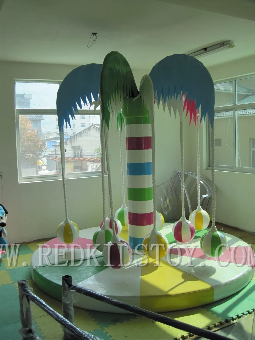 Electric Palm Tree for Soft Playground Children Play Center Electric Coconut Tree HZ-7905c