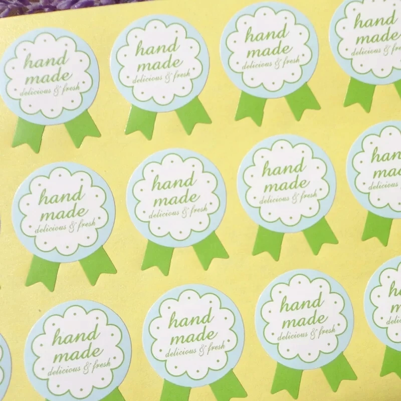 100PCS Hade Made With Love Green Medal Handmade Cake Packaging Label DIY Gift Label Sticker
