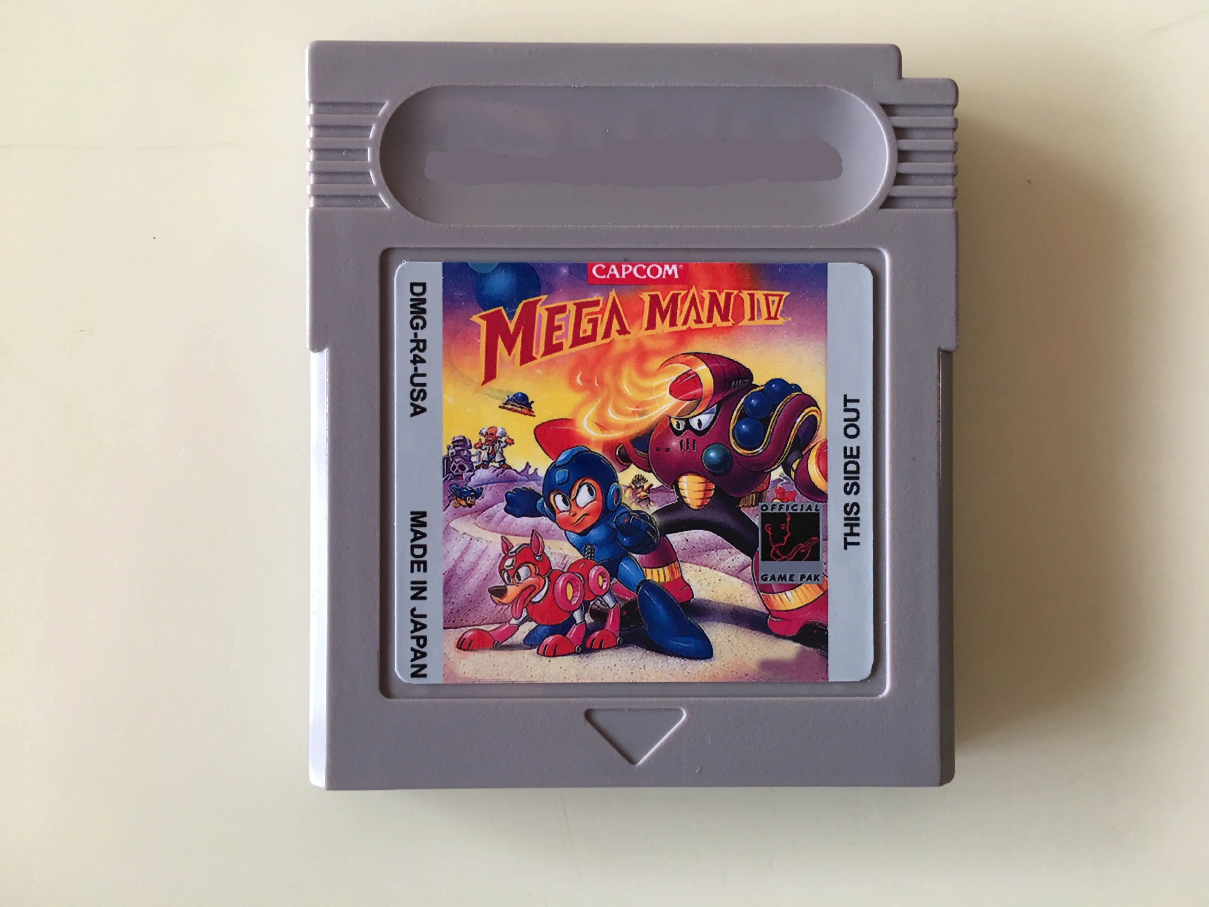 

8-битная игровая карта: Mega Man 4 (Американская версия!)