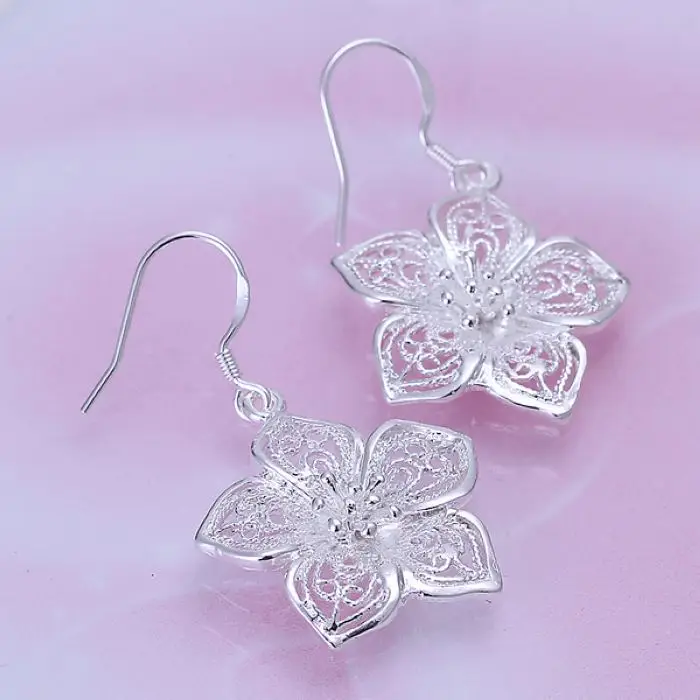 Elegant hollow flower for women cute popular beautiful fashion silver color party Earring Jewelry wedding party lady E035