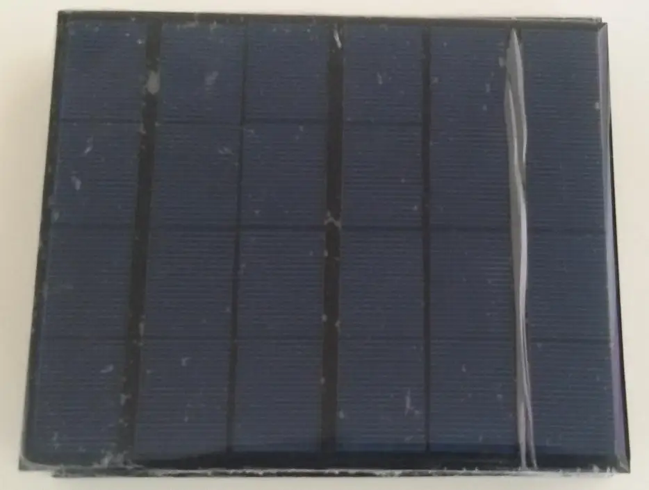 6V solar panel 3.5W polyctrystalline. A grade top qualily solar cell panel.for diy solar power supply. give USB cable for free .