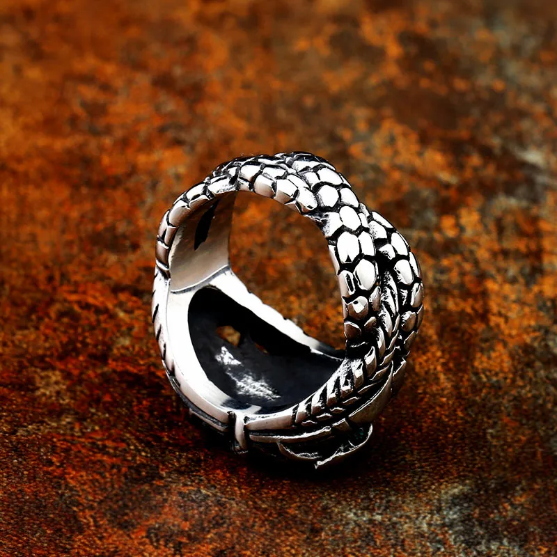 Steel soldier the ring the Balah popular fashion snake with green stone power stainless steel man religion jewelry