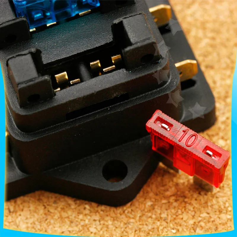 40A 12V 24V Auto Car Truck 4 Way Blade Fuse Block Fuse Box Unit Holder Fusebox Catch-holder + 4Pcs Fuses Circuit Standard