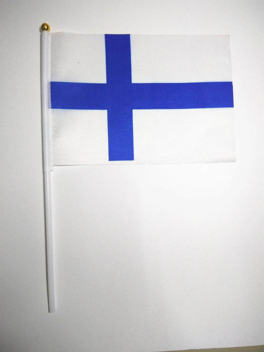 Wholesale Hand wave banners Finland small National flags polyester materials with pole 14*21 cm