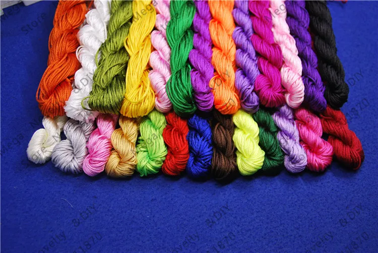Hot Kumihimo cavi 10 pz 25 metri/pz Multi 1mm Macrame Cavo di Nylon Filo di Perline di Seta Cavo di Perline Stringa di Perline Intrecciate Cavo DS206