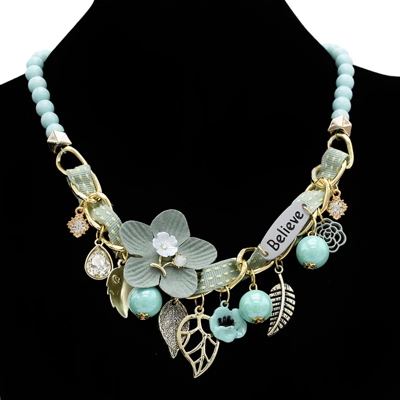 Bohemian Bead Chain Mulriple Flower Acrylic Statement Necklace Ethnic Crystal Leaf Bib Pendant Fashion Necklace for Women Gifts