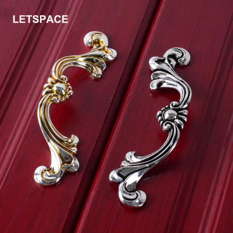 

Free shipping2.5"European antique cabinet handle American retro silver wardrobe pulls Antique furniture pull Drawer knobs32/64mm