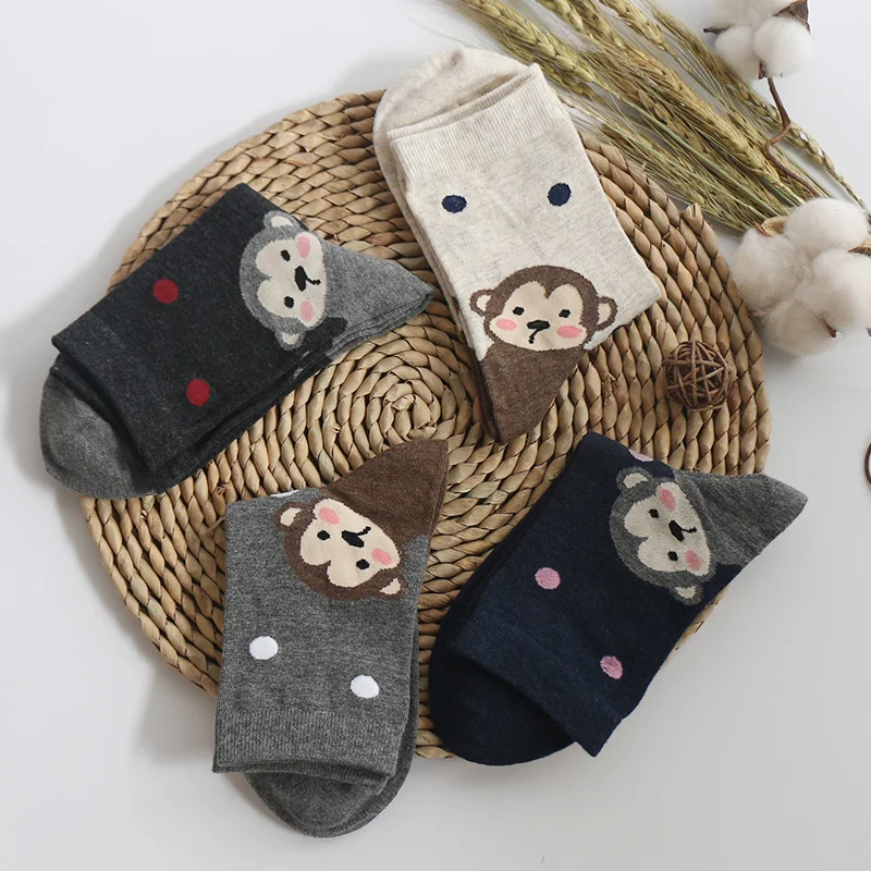 

Cute 4 Pairs/Lot Woman Lovely Cartoon Monkey 100% Combed Cotton Warm Funny Socks Students Novelty Kawaii Dots Meias Mujer Sokken