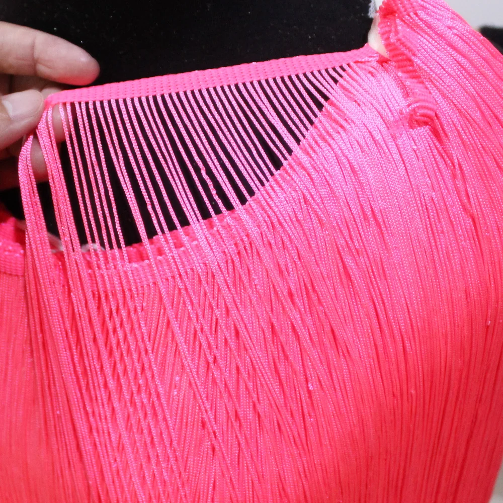 Nappa con frange lunghe da 1 metro per performance fai da te Finiture da ballo Abito latino Taglio in pizzo Macrame in poliestere morbido con fascia
