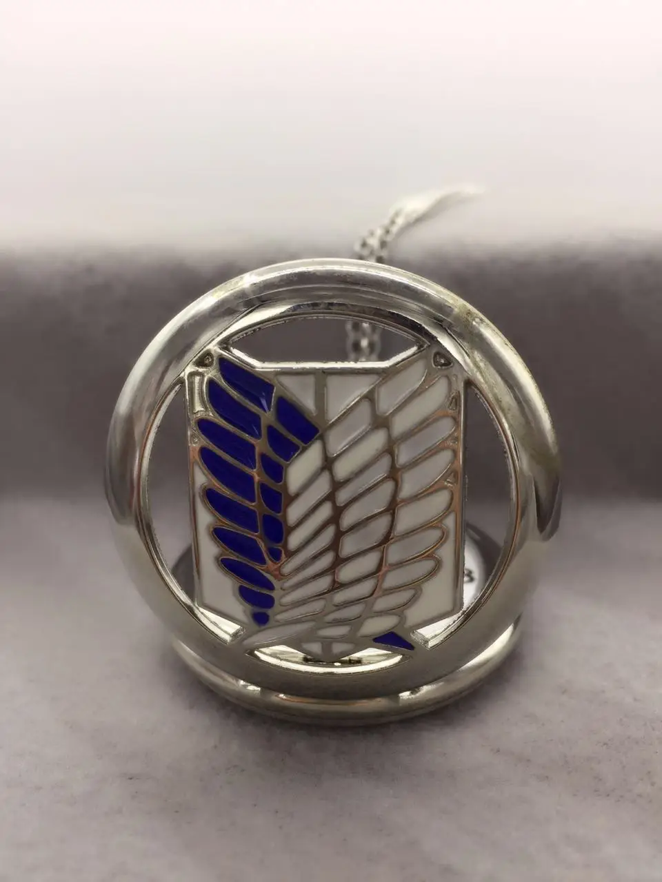 Wholesal Pocket Đồng Hồ Anime Tấn Công Titan/Shingeki không Kyojin Scouting Legion vòng cổ bạc vintage Pendant Miễn Phí vận chuyển