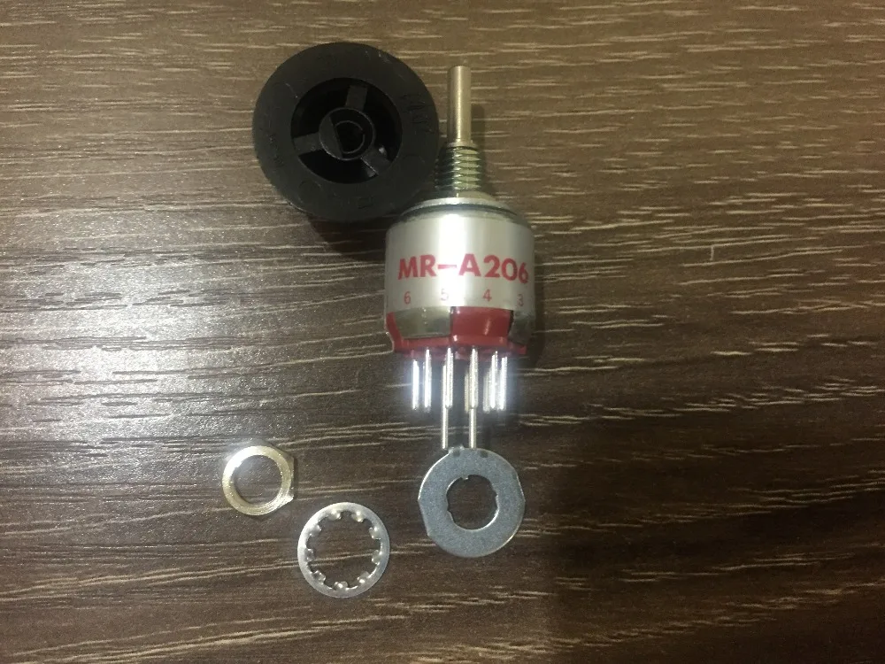 

MR-A206 Поворотные переключатели, полосовой переключатель