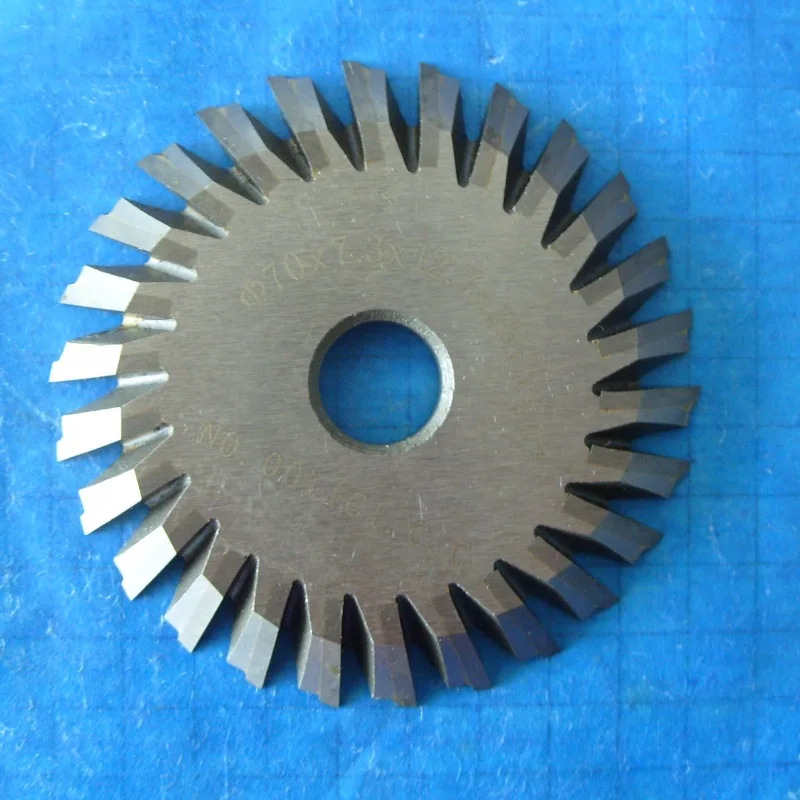 

Original Raise 0011CI.C.C High Speed Steel+Tungsten Double-sided Angle Cutter Blade for Flat Key Cutting Machine