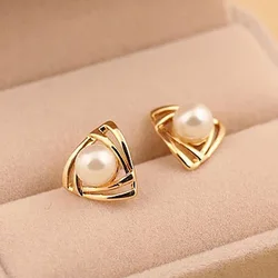 New Fashion Pearls Earring 2016 Elagant Charming Triangle Plated Gold Pearl Ear Stud Earrings Gift Lady Girl Boucle D'oreille