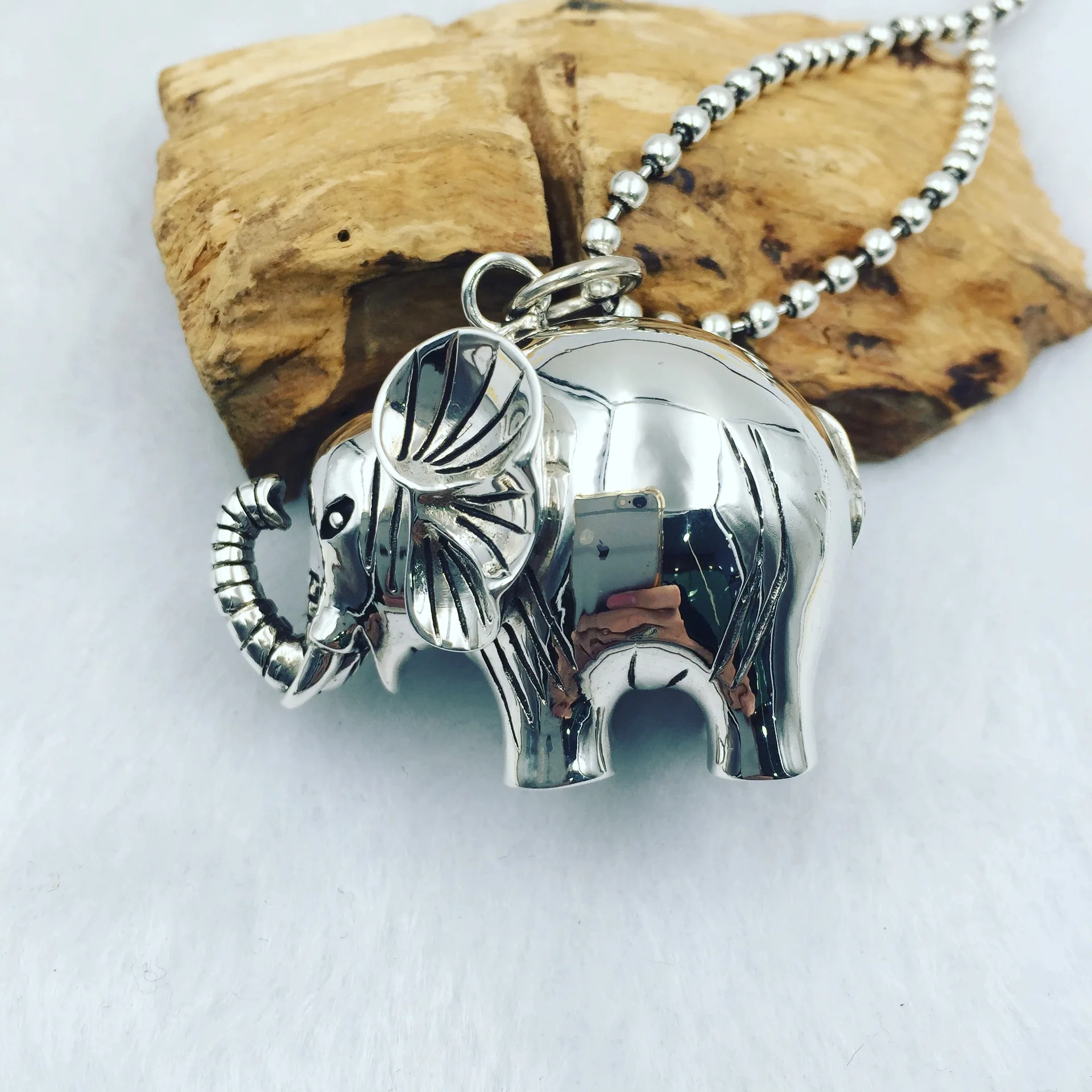 

S925 Pure Silver Elephant intime smooth silver pendant male and female silver pendant