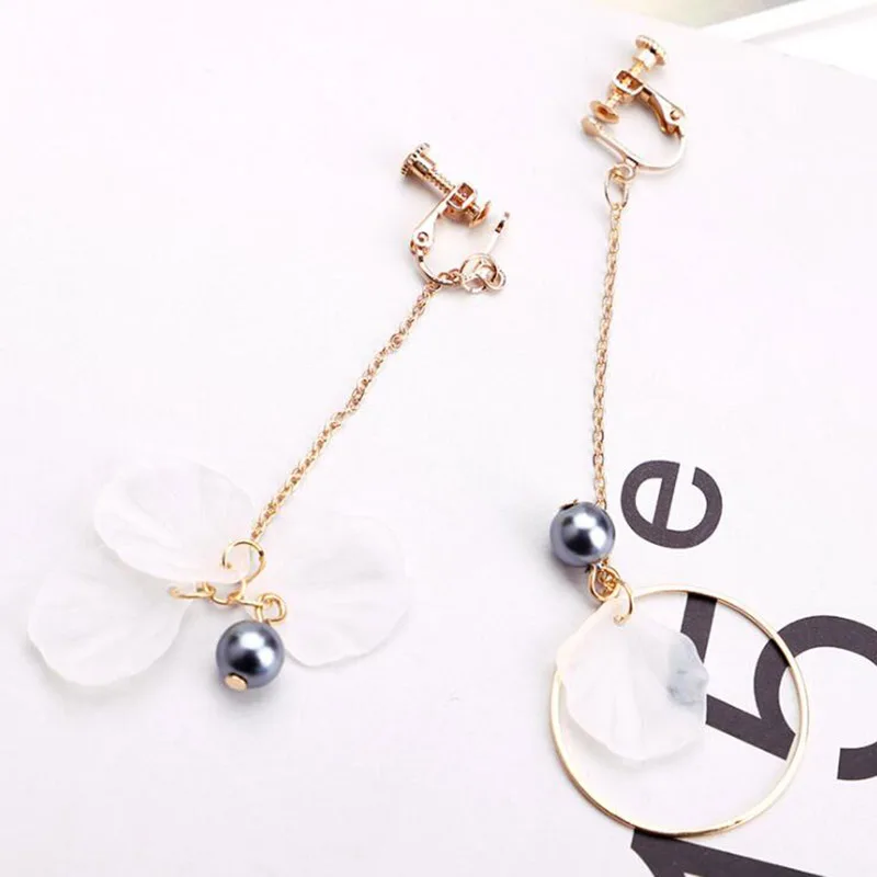 Korea Style Hot Sale Long Chain Pearl Flower Shape Clip on Earrings and Pierced Earrings for Girl Luxury Fashion Circle Earrings