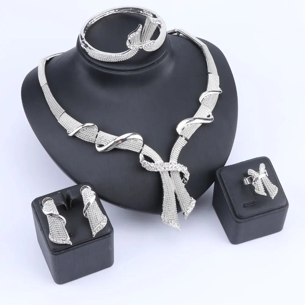 Dubai Silber Farbe Kristall Schmuck Sets Großhandel Braut Zubehör Nigerian Hochzeit Halskette Ohrring Bijoux Femme Schmuck Set