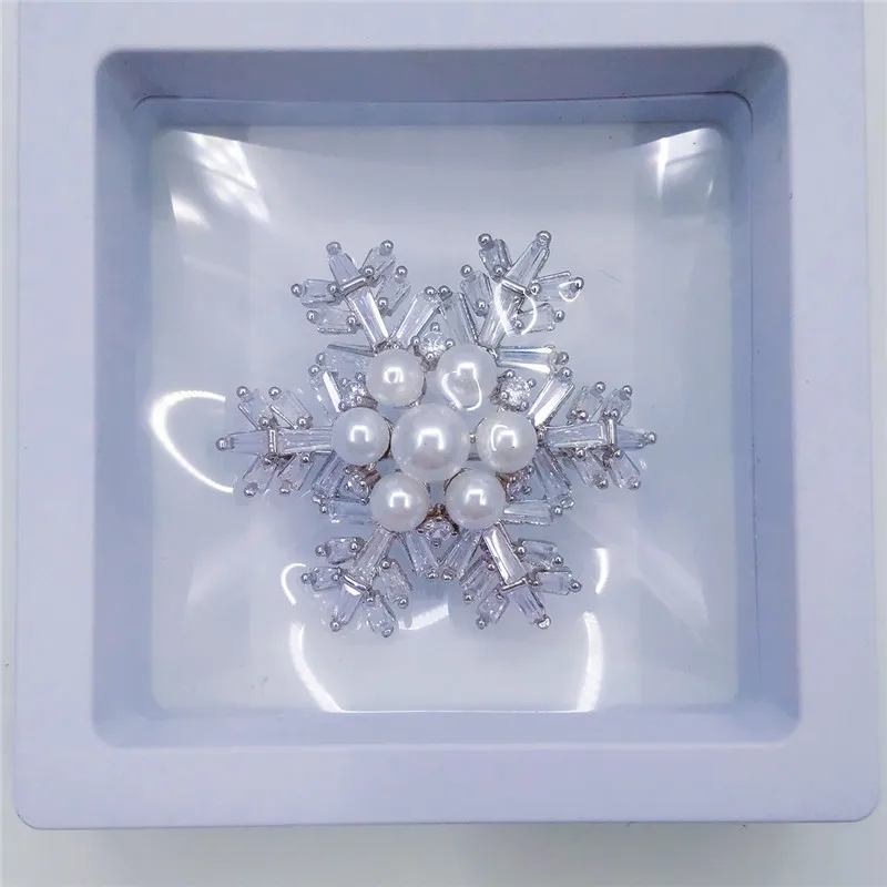 Snowflake Broche Fashion Jewelry High Quality Vintage Brooch Pin Austria Crystal Imitation Pearl Flower Brooch Wedding Accessory