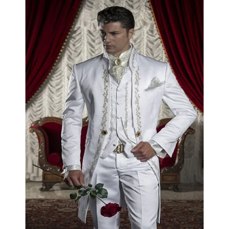 

Fashion Embroidery Groomsmen Mandarin Lapel Groom Tuxedos White Men Suit Wedding Prom Best Blazer mens suits (Jacket+Pants+Vest)