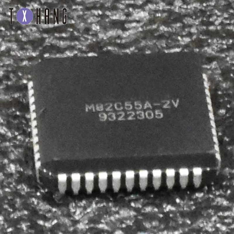 1/5PCS M82C55A-2V PLCC-44 IC Encapsulation NE