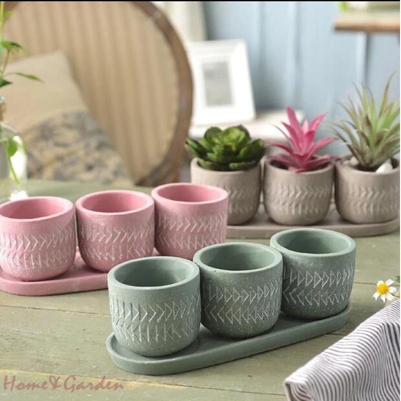 

The fleshy round DIY handmade cement pot bottom with three sets of simple personality silicone molds