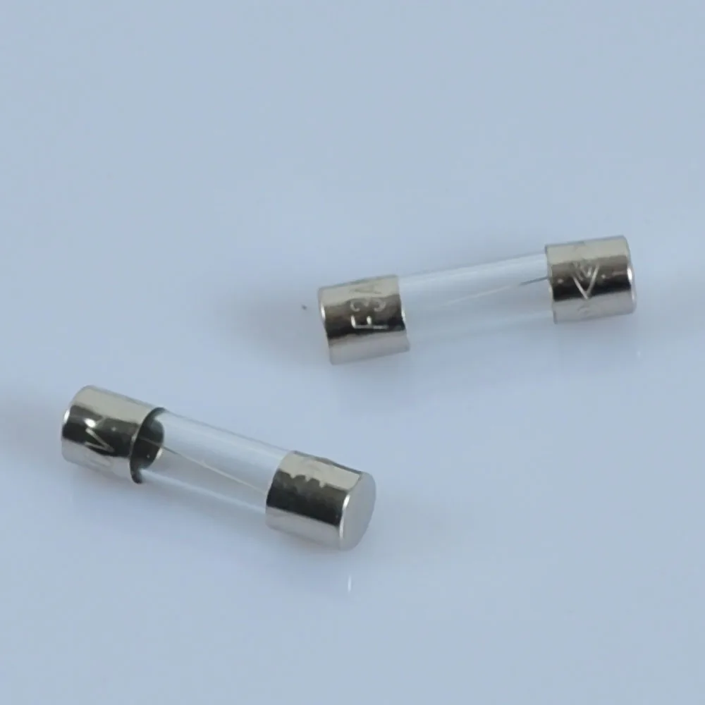 100pcs Fuse 2A 5x20mm Slow Blow Glass Tube Audio Guitar Amp