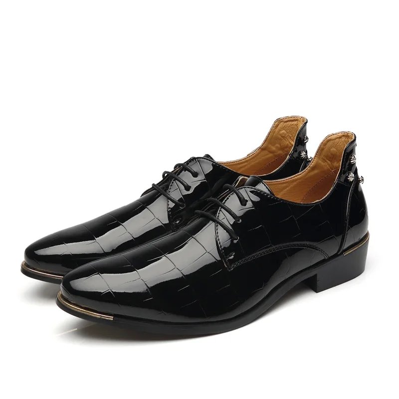 

Top Formal Banquet Leather Shoes Dance Male Flat Sneakers British Men Shoes Dress Vogue Large Yards Of Leather Shoe Sneakers