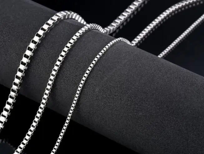 A dozen (12pcs)  in bulk 18''-28'' Lenght stainless steel Thin 1.5mm Box chain necklace Fashion women mens  XMAS Jewelry