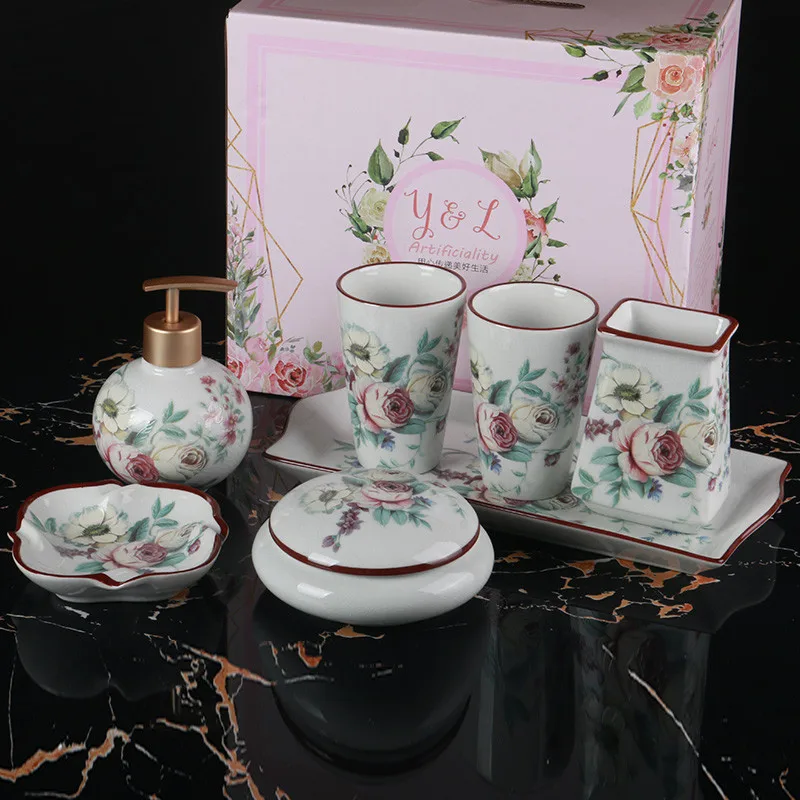 Bathroom Accessories Set Lavatory White roses Ceramic Material Tissue Box Aromatherapy flask Dressing Case Wedding Gifts