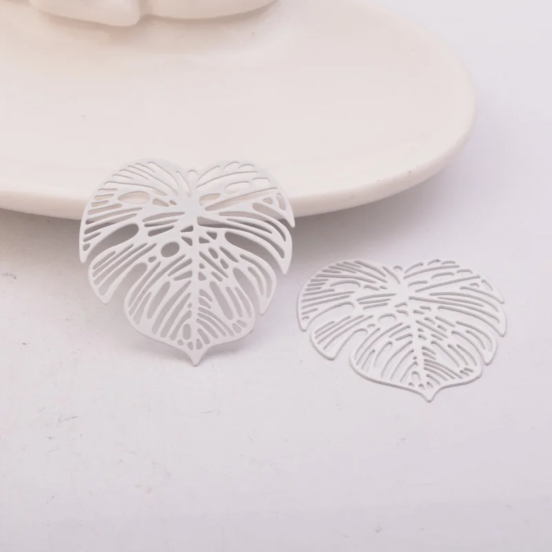 30pcs AB5106 32mm Painted Brass Monstera Leaves Charm Leaf  Watermark Pendant Filigree Jewelry  Earring Findings