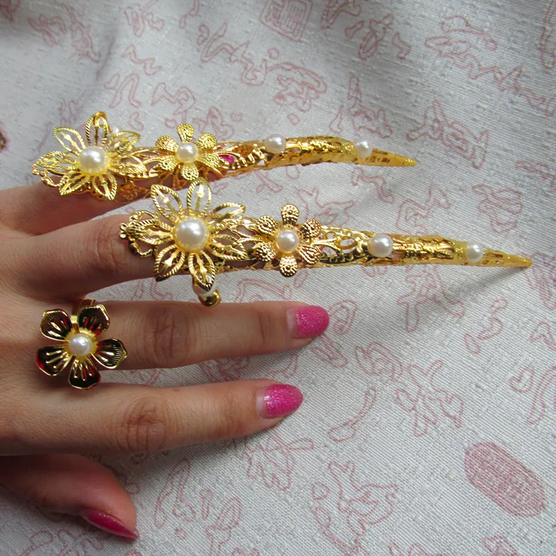 2 PCS Chinese Golden Long Nails Decor Flower Beads Ancient India Dance 11CM