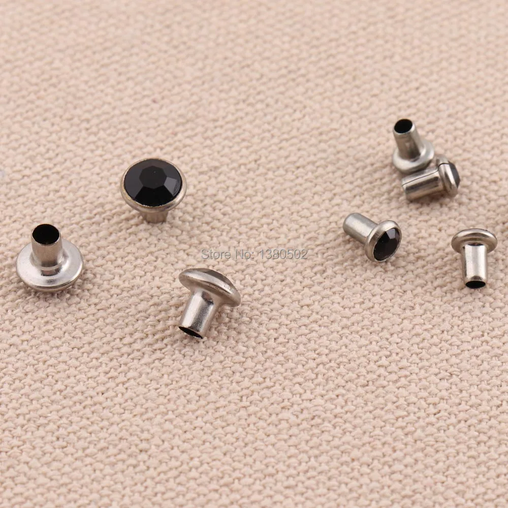 50PCS/LOT Top Quality Black Crystals Rhinestone Rivets Rapid Nailhead Stud for Garment Bag Belt Accessories