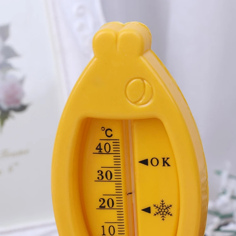 Cute Cartoon Fish-shape Baby Bathing Thermometer Kid Shower Toy Temperature Sensor Infant Bathtub Water Bath Thermometer 0-45℃