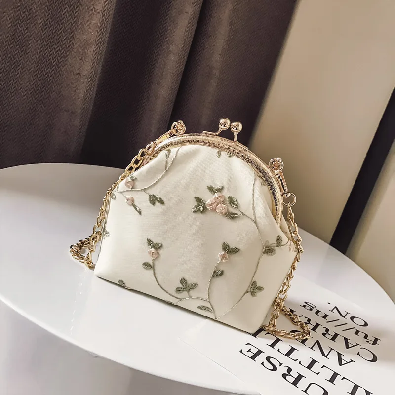 Summer Beautifully Embroidered Shoulder Bag Lady Retro Metal Side Carved Handbag Elegant  Crossbody Bags For Women